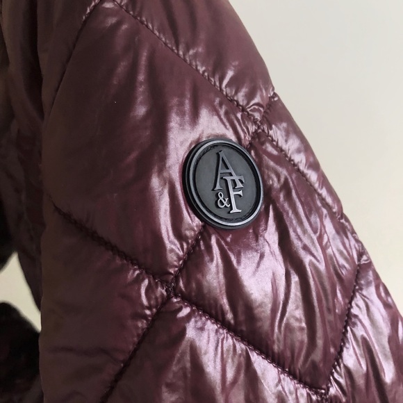 Light Puffer Jacket - Picture 3 of 3